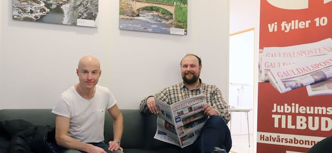 GAULDALSPOSTEN: Det er to mann som driver Gauldalsposten, Bjørn Ivar Haugen (t.v.) og Per Jostein Wolden.