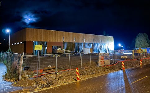  Byggingen av Kongsvingers nye brannstasjon har bydd på store utfordringer. Foto: Pål Sønsteli 