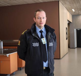 Politioverbetjent og tillitsvald Ole Kristoffer Tveiten har blitt intervjua av Nordhordland og TV2 om ressursmangelen i politiet. Foto: Foto: Karoline Nordgulen, Nordhordland